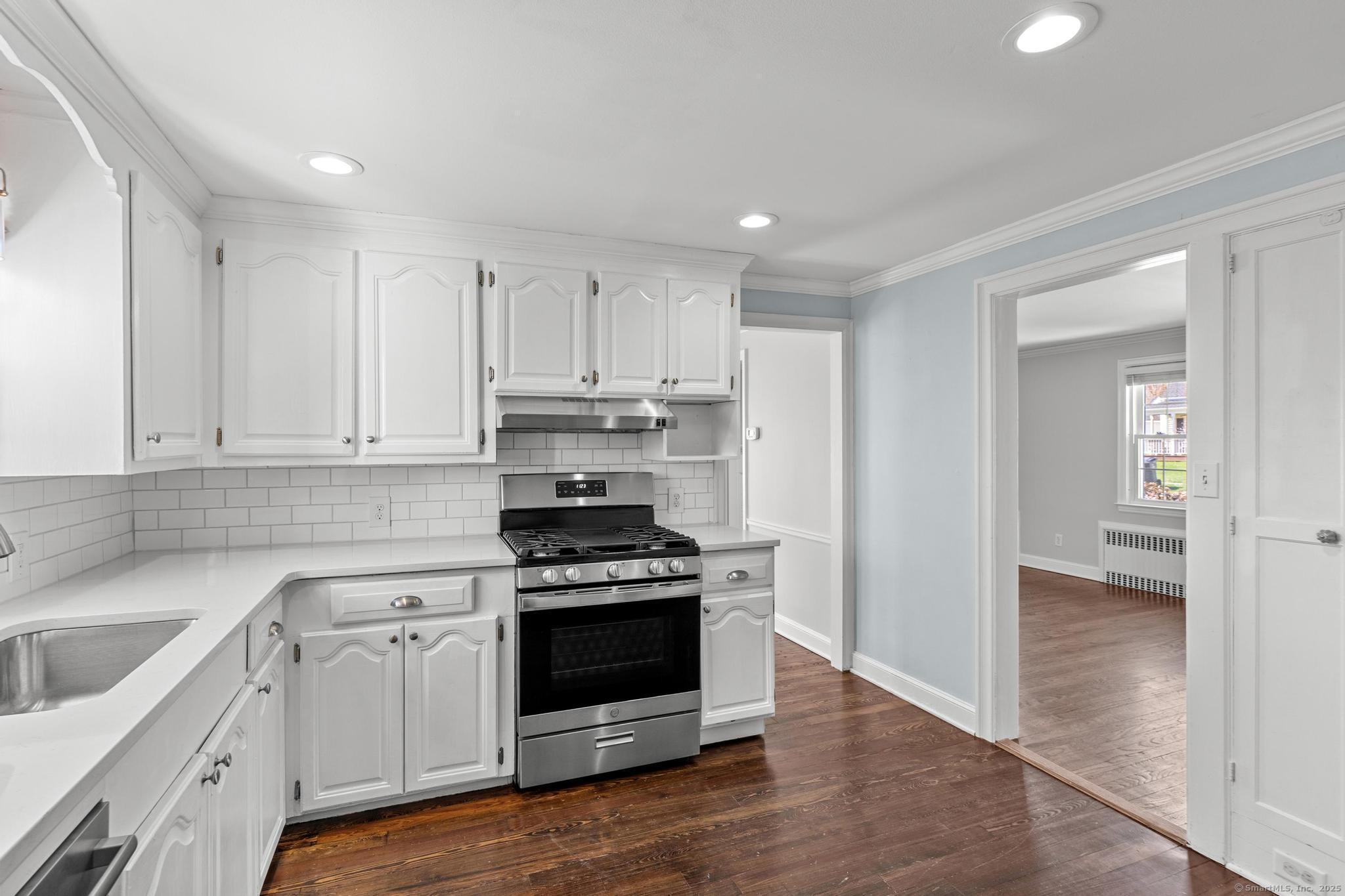 10 Greenacres Avenue West Hartford CT 06107