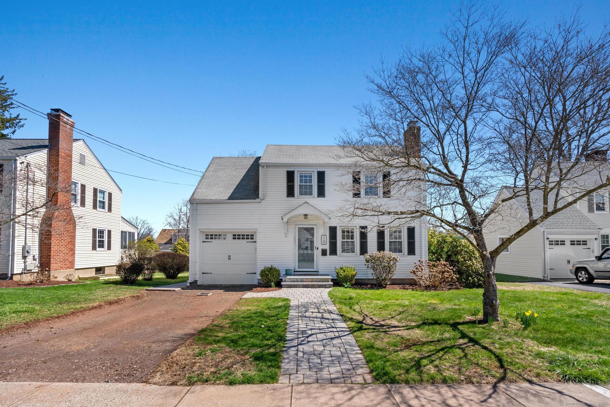 10 Greenacres Avenue West Hartford CT 06107