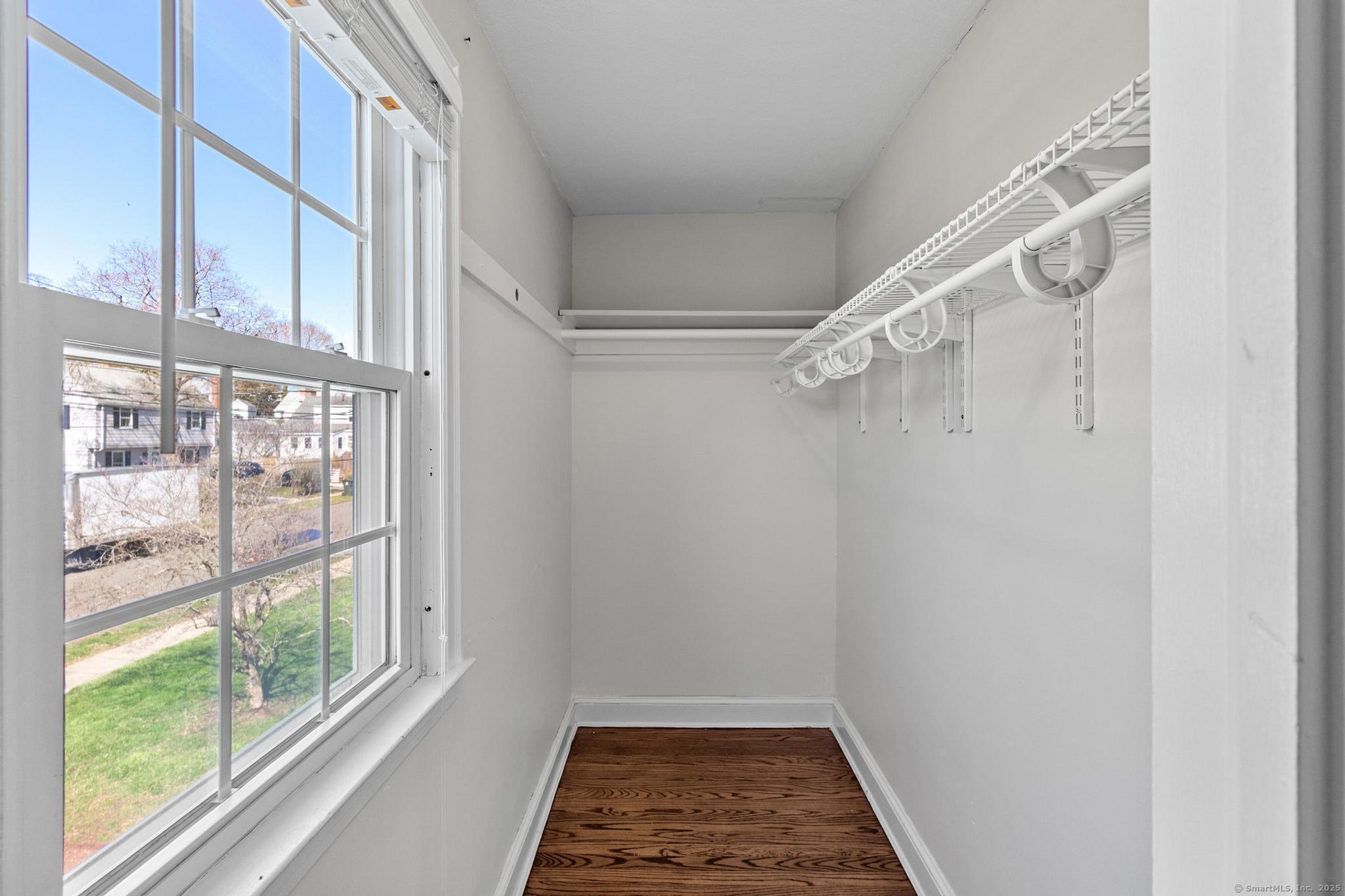 10 Greenacres Avenue West Hartford CT 06107