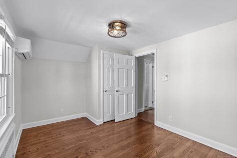 10 Greenacres Avenue West Hartford CT 06107
