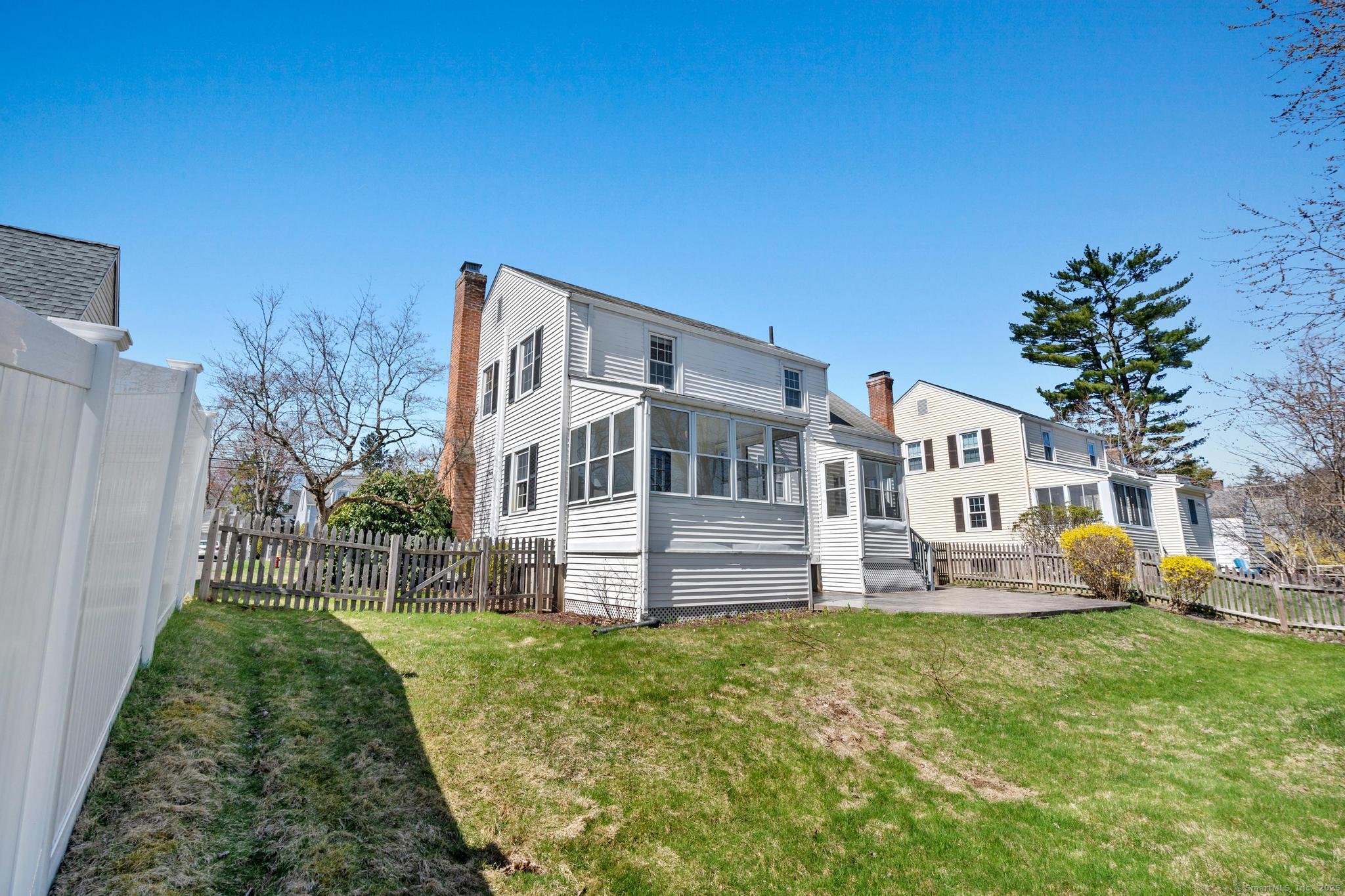 10 Greenacres Avenue West Hartford CT 06107