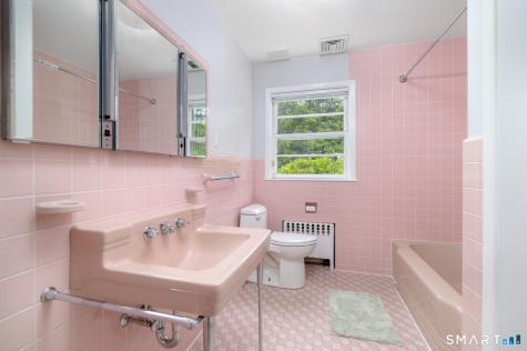 79 Janes Lane Stamford CT 06903