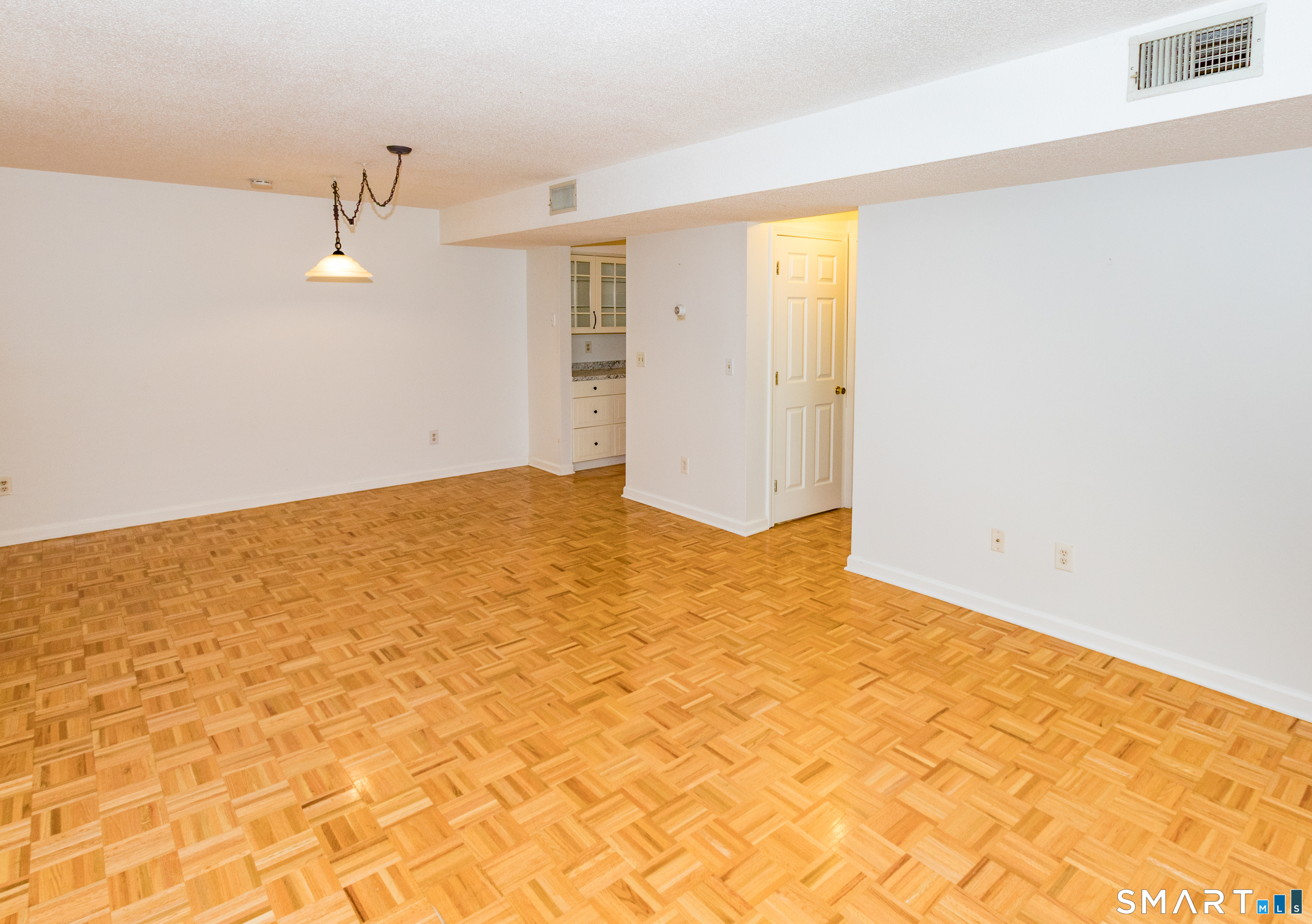 1 Concorde Way Windsor Locks CT 06096