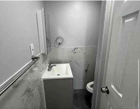 639 Barnum Avenue Bridgeport CT 06608