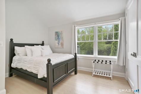 672 Rowland Road Fairfield CT 06824