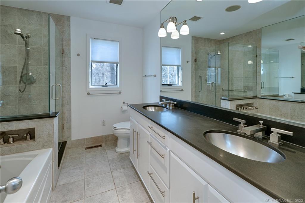 230 Saugatuck Avenue Westport CT 06880