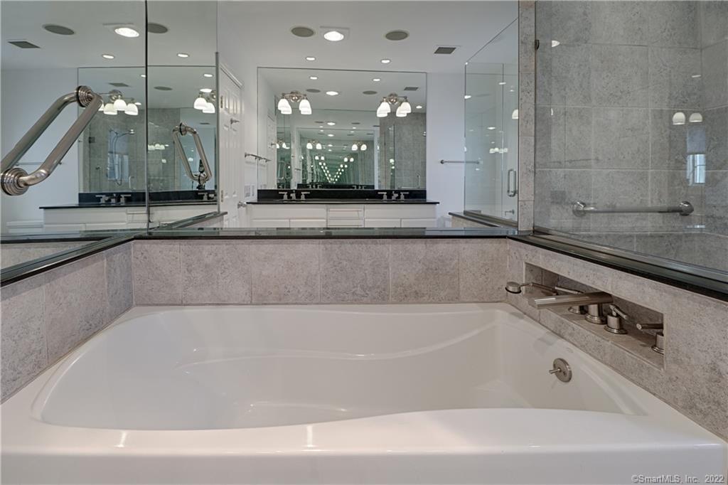 230 Saugatuck Avenue Westport CT 06880