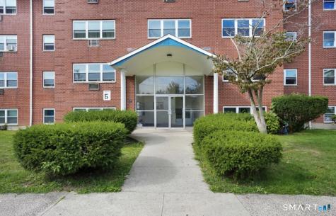 5 Greta Street West Haven CT 06516