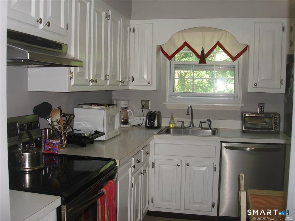 41 Prange Road Brookfield CT 06804