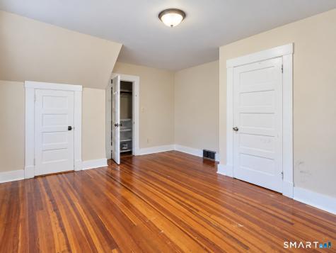 168 Cooper Hill Street Manchester CT 06040