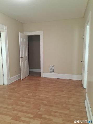 137 Sherwood Avenue Bridgeport CT 06605
