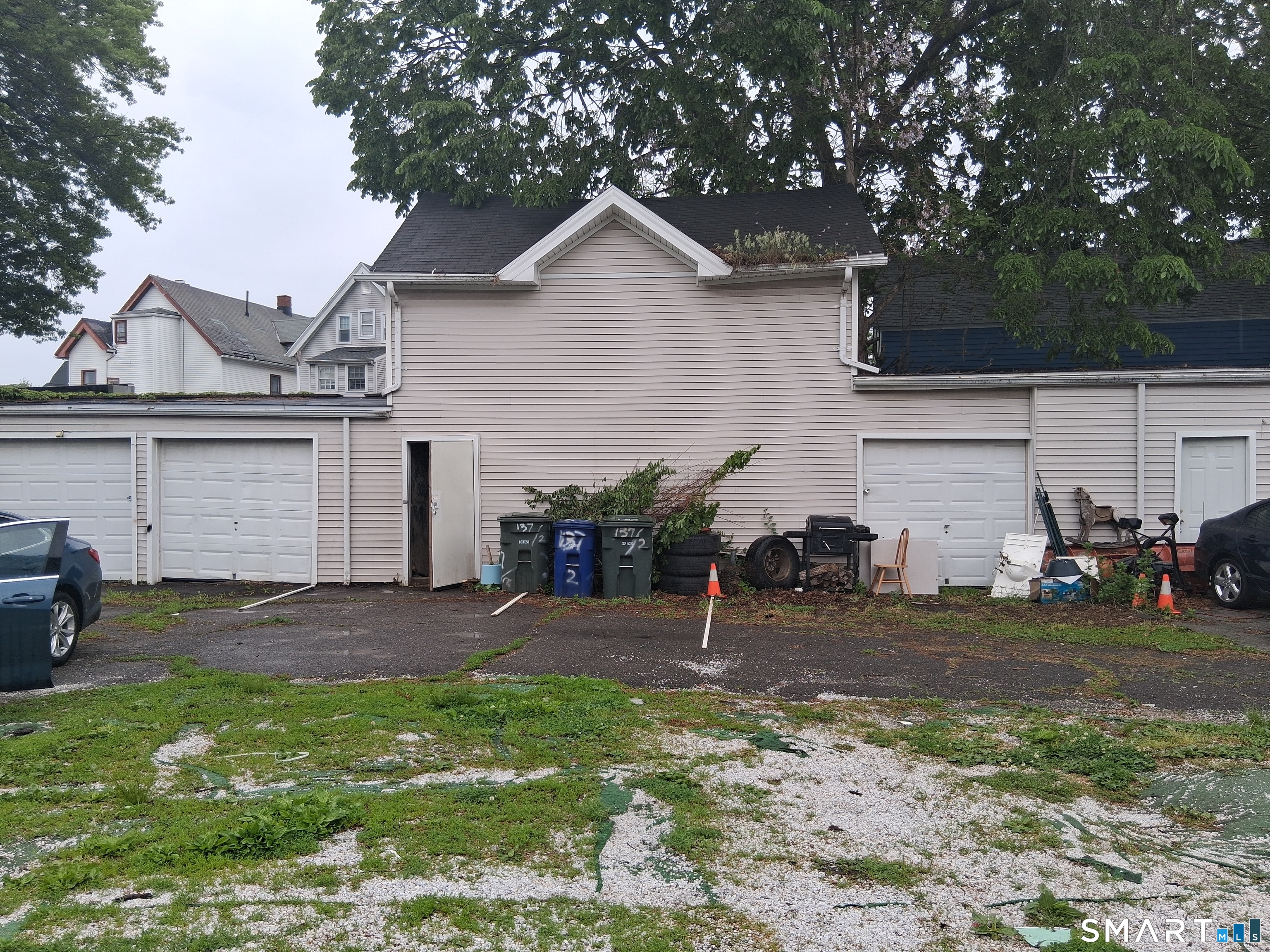 137 Sherwood Avenue Bridgeport CT 06605