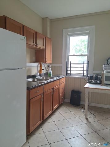 137 Sherwood Avenue Bridgeport CT 06605