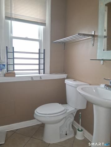 137 Sherwood Avenue Bridgeport CT 06605