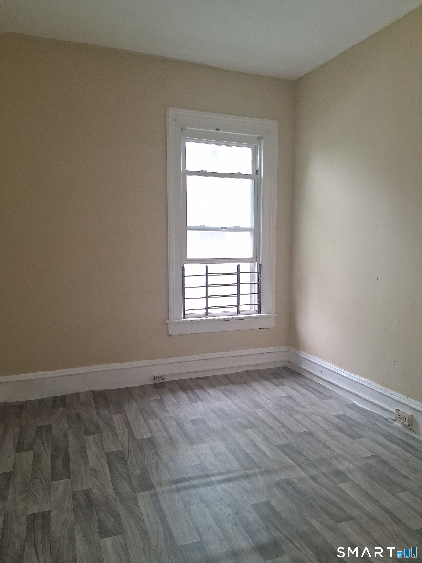 137 Sherwood Avenue Bridgeport CT 06605
