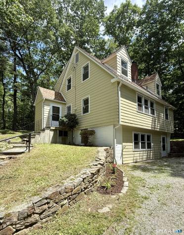 19 Old Town Road Shelton CT 06484