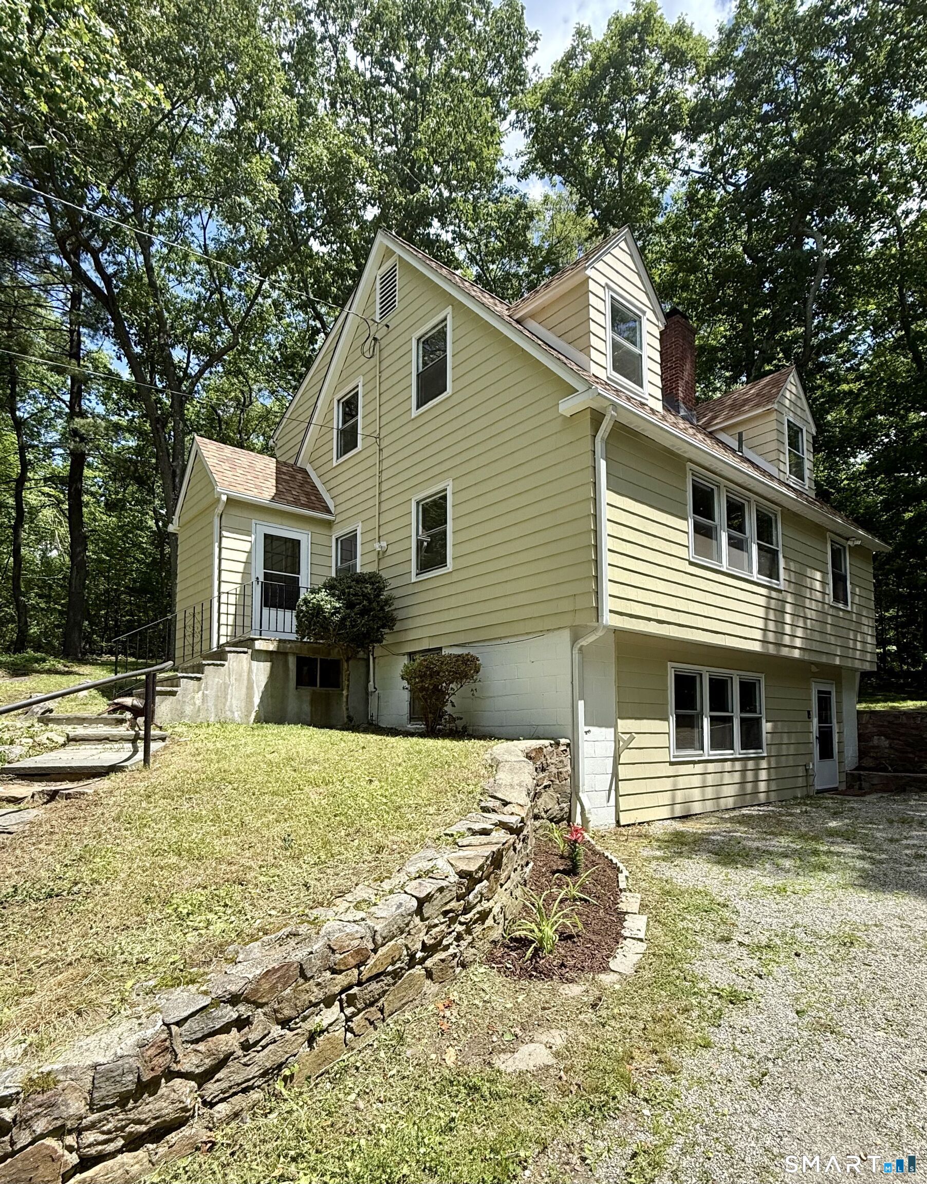 19 Old Town Road Shelton CT 06484