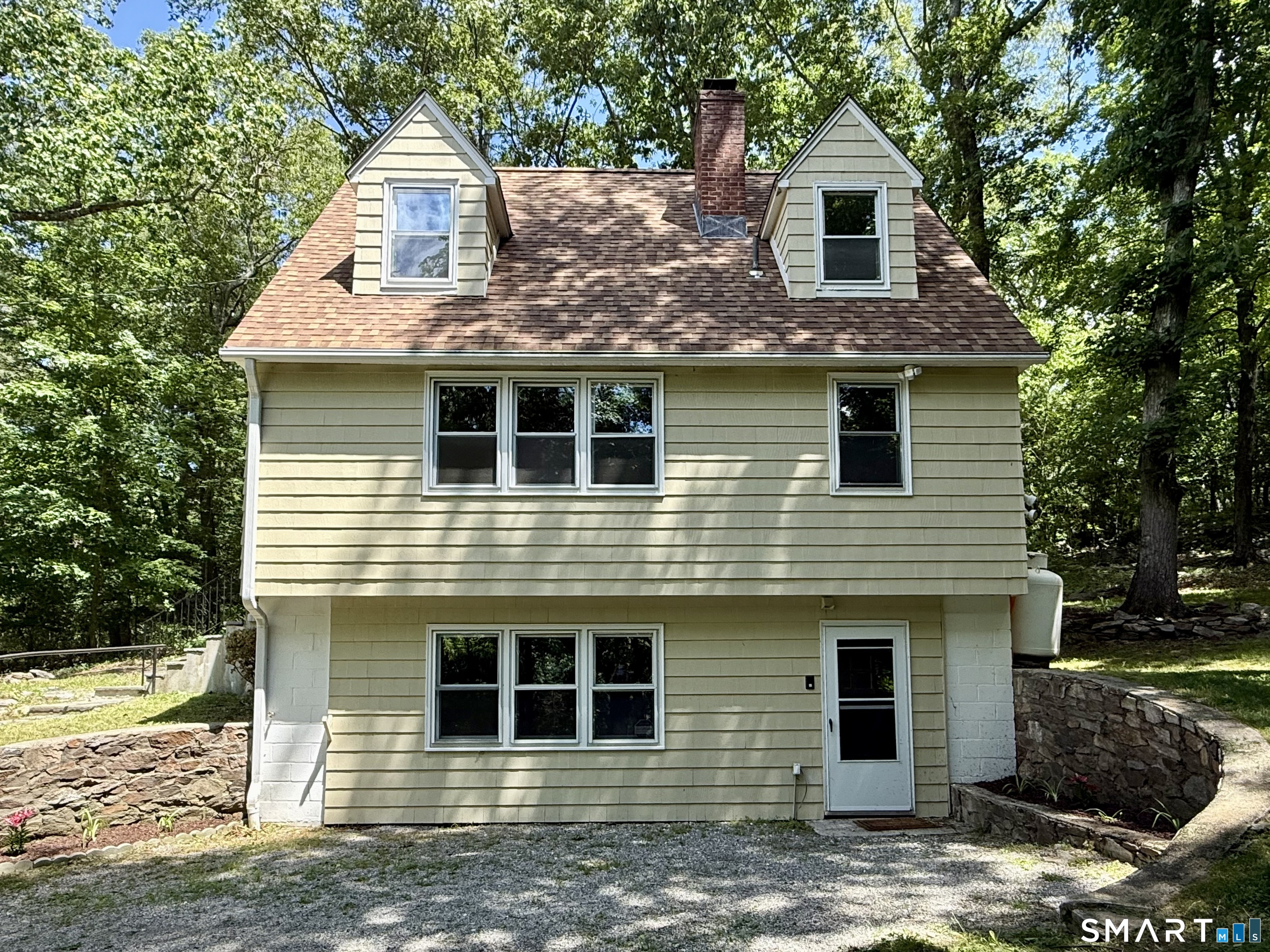 19 Old Town Road Shelton CT 06484
