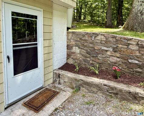 19 Old Town Road Shelton CT 06484