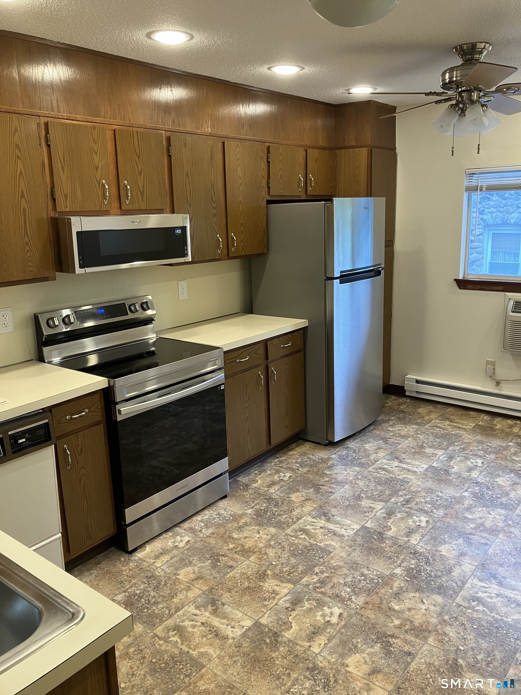 671-3 Wilson Street Waterbury CT 06708