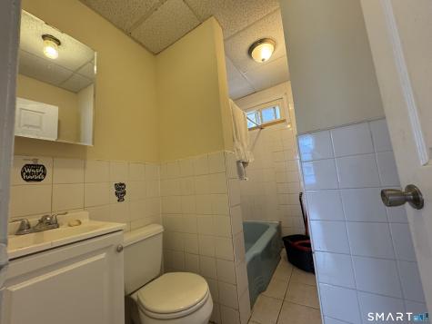 752 Boston Avenue Bridgeport CT 06610