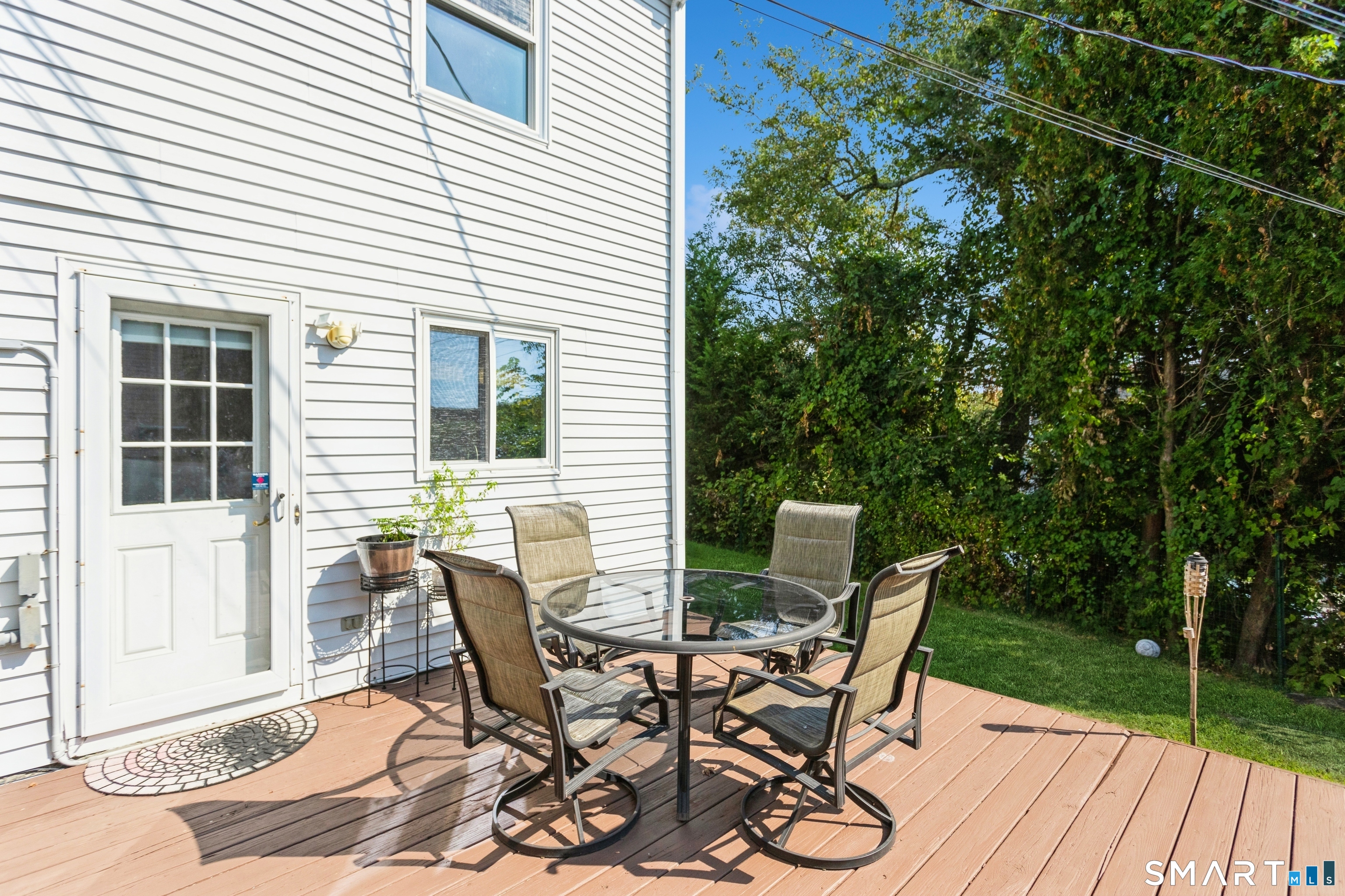 32 Sherwood Place Fairfield CT 06890