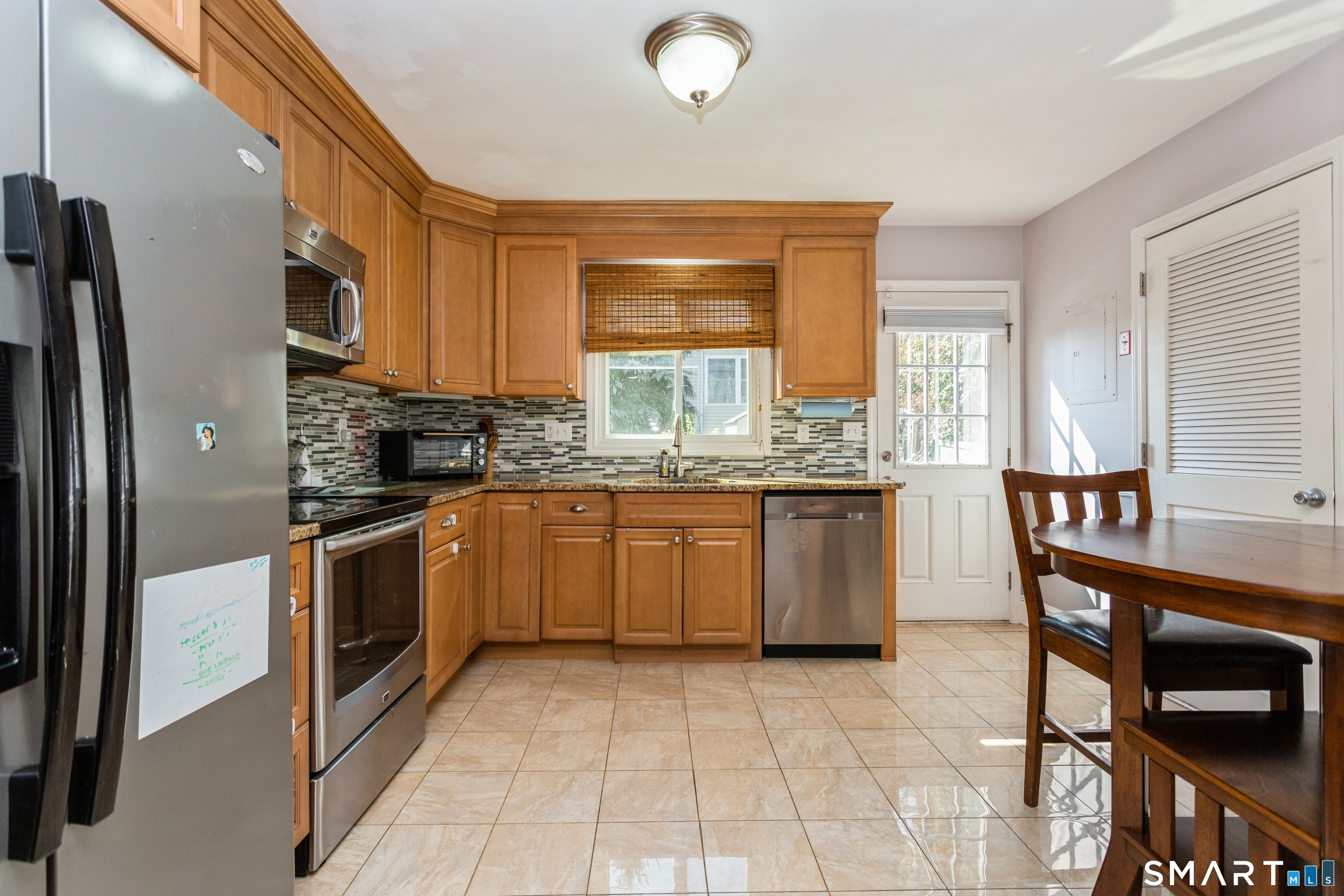 32 Sherwood Place Fairfield CT 06890