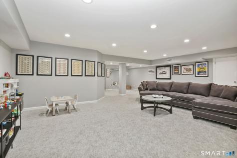 39 Wedgemere Road Stamford CT 06905