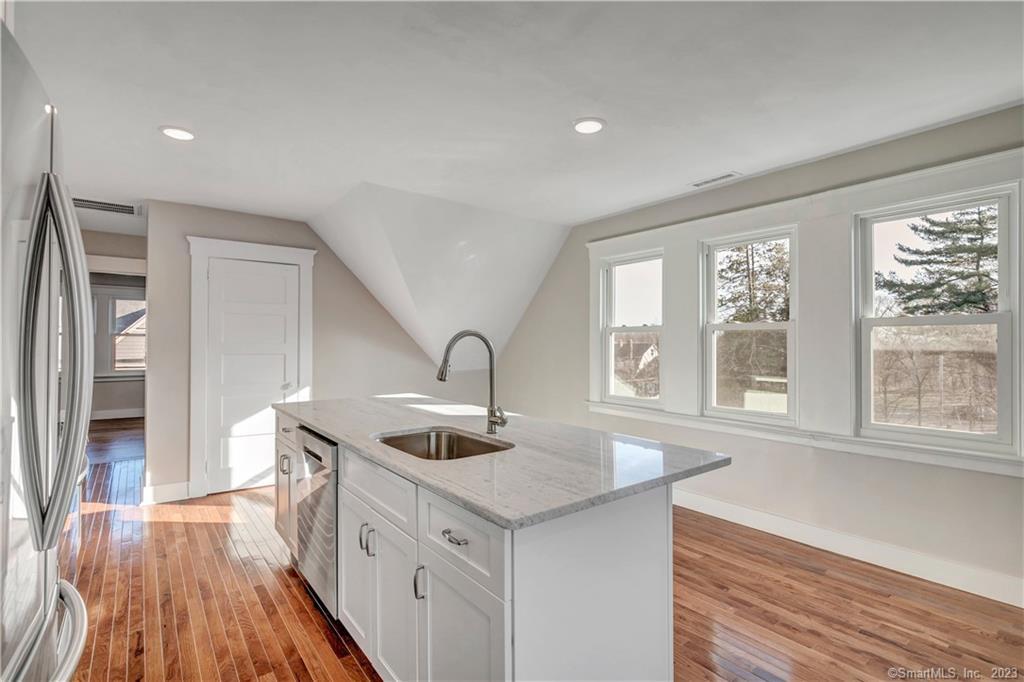 22 Hubinger Street New Haven CT 06511