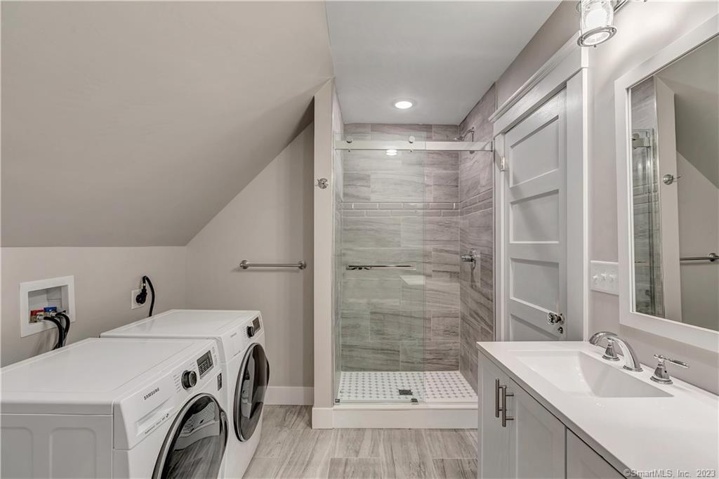 22 Hubinger Street New Haven CT 06511