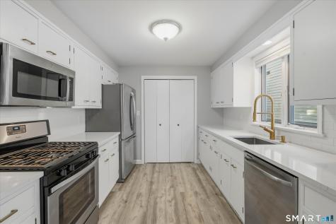 41 Henry Street Greenwich CT 06830