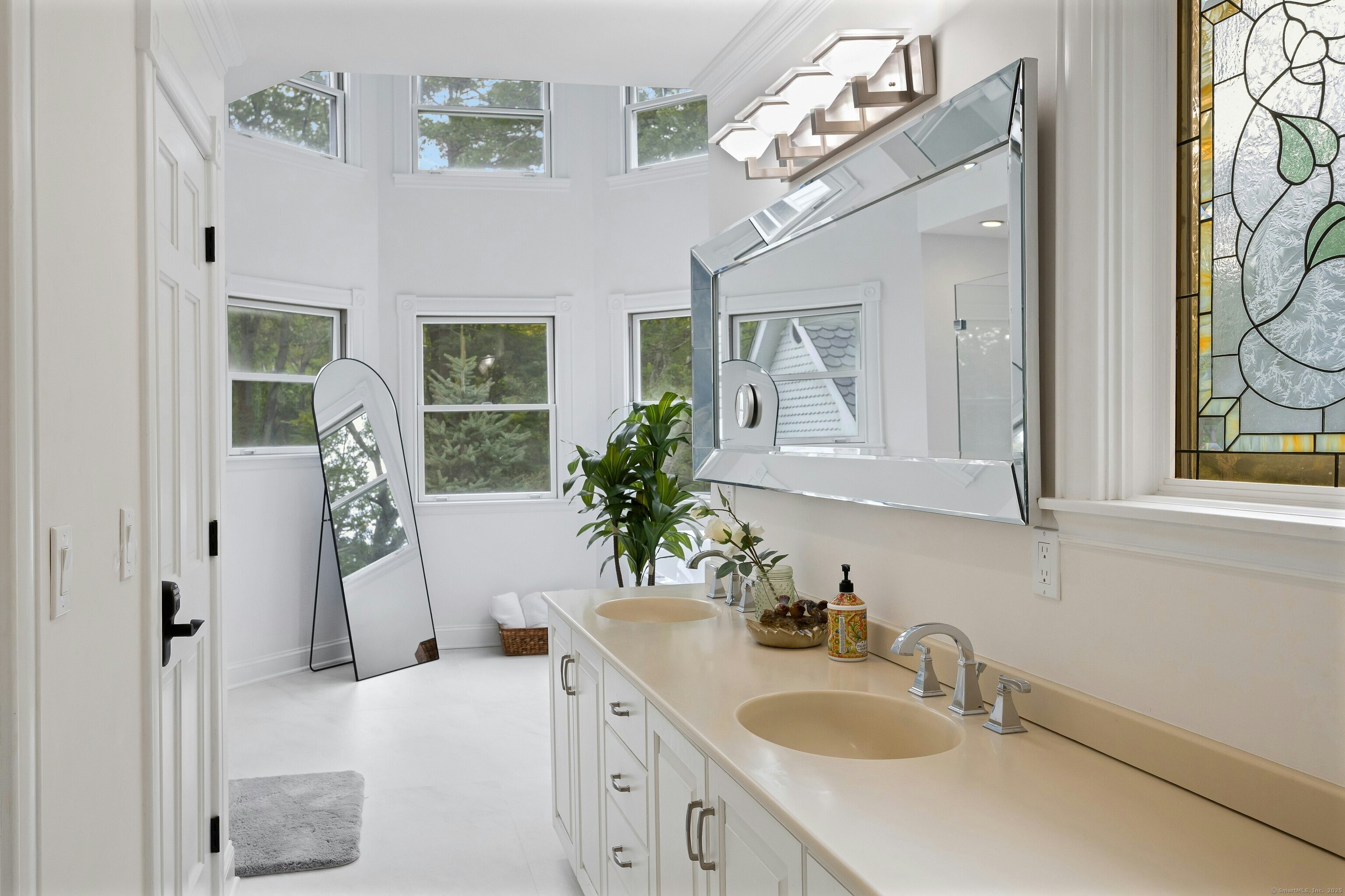 105 Honeysuckle Hill Lane Easton CT 06612
