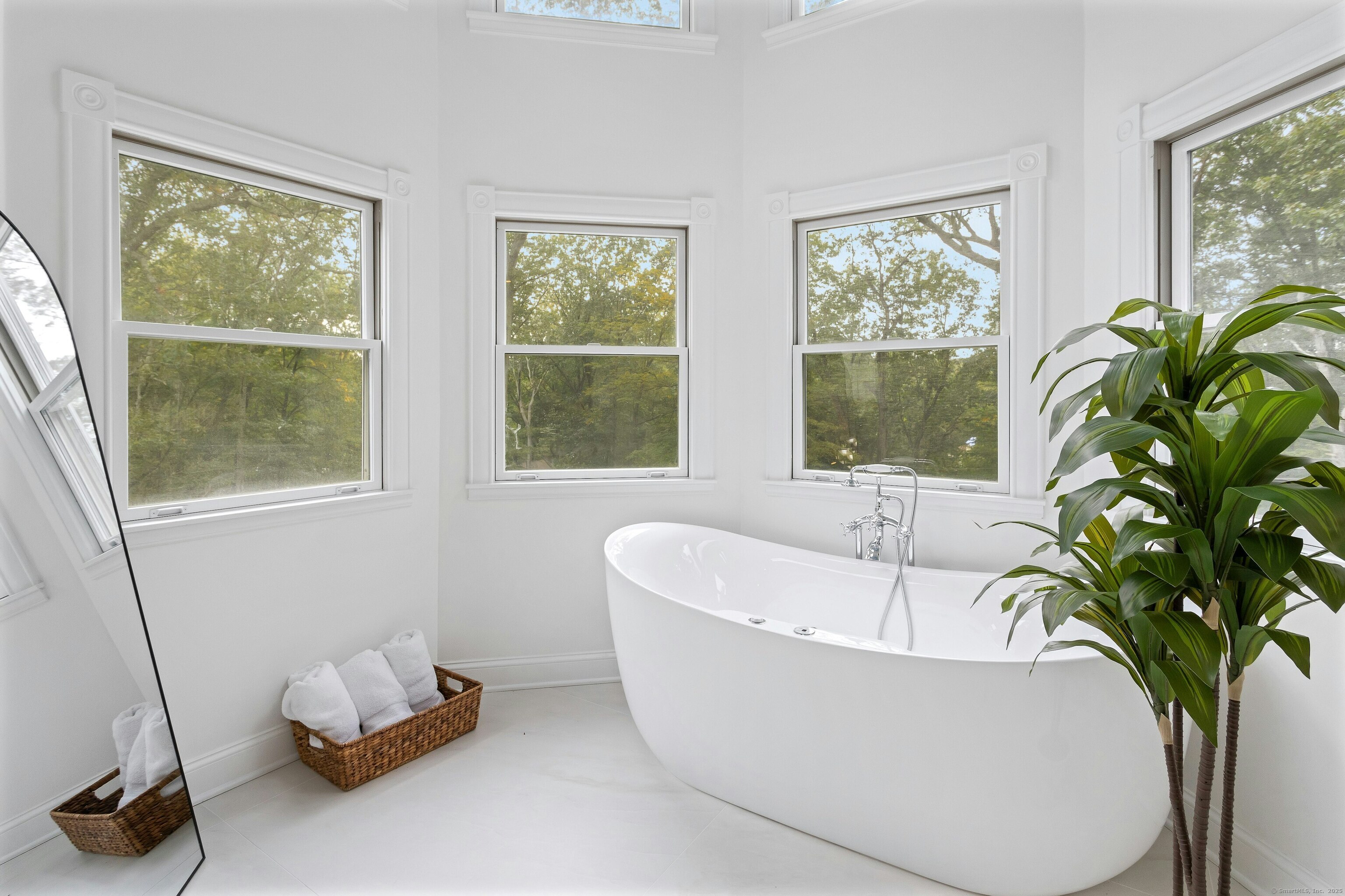 105 Honeysuckle Hill Lane Easton CT 06612