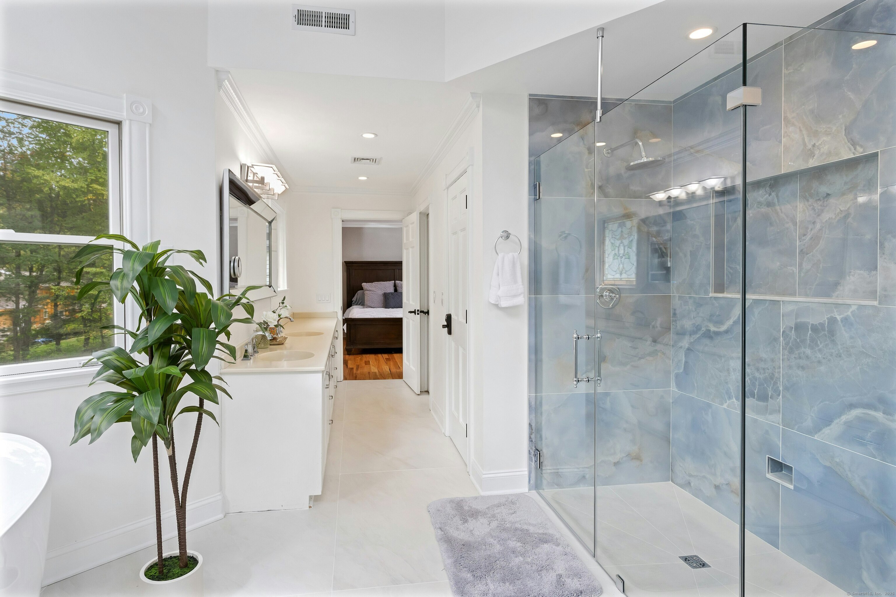 105 Honeysuckle Hill Lane Easton CT 06612