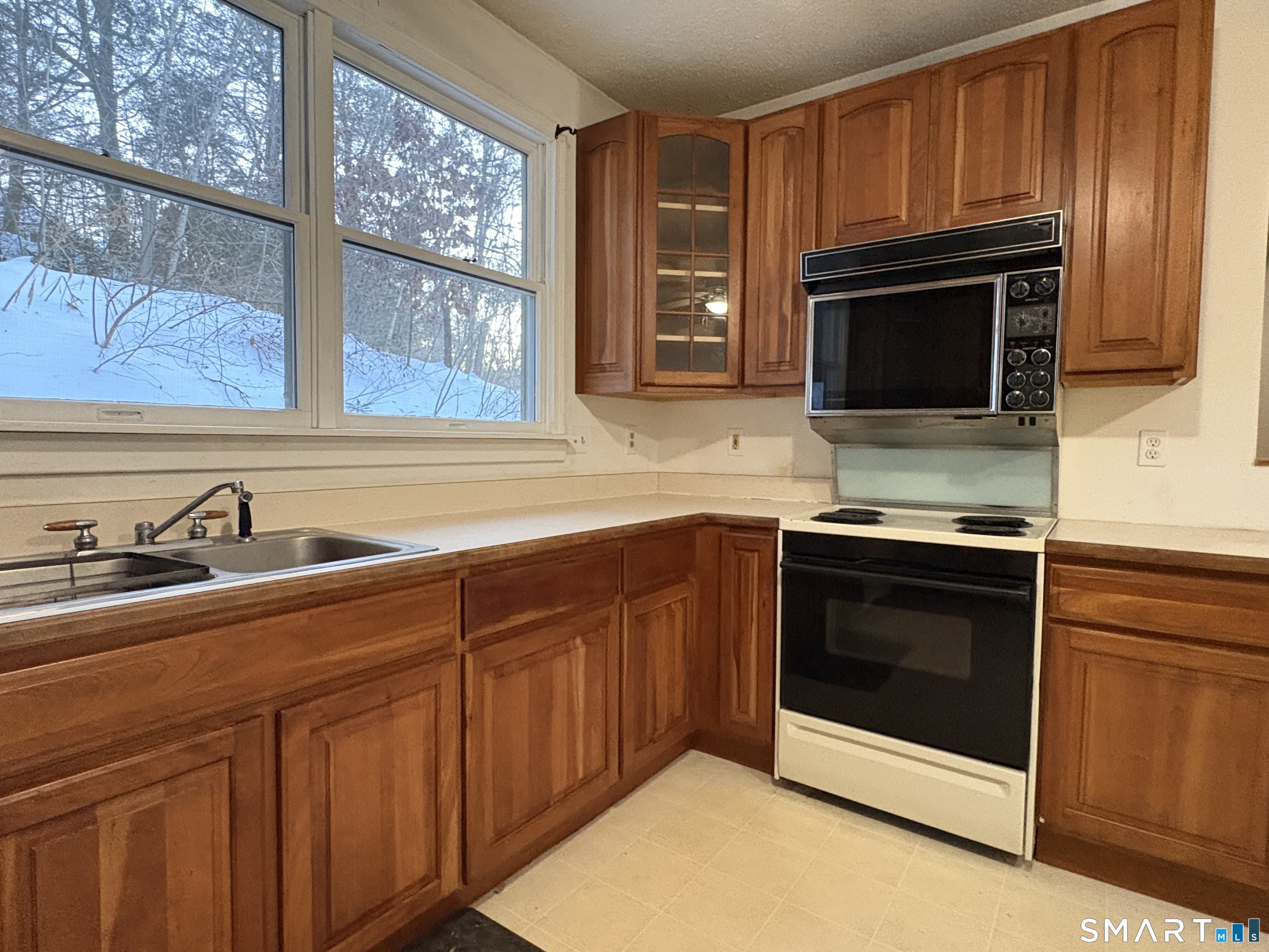 173 Leesville Road East Haddam CT 06469