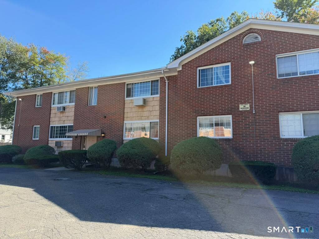 201 Bretton Street Bridgeport CT 06606