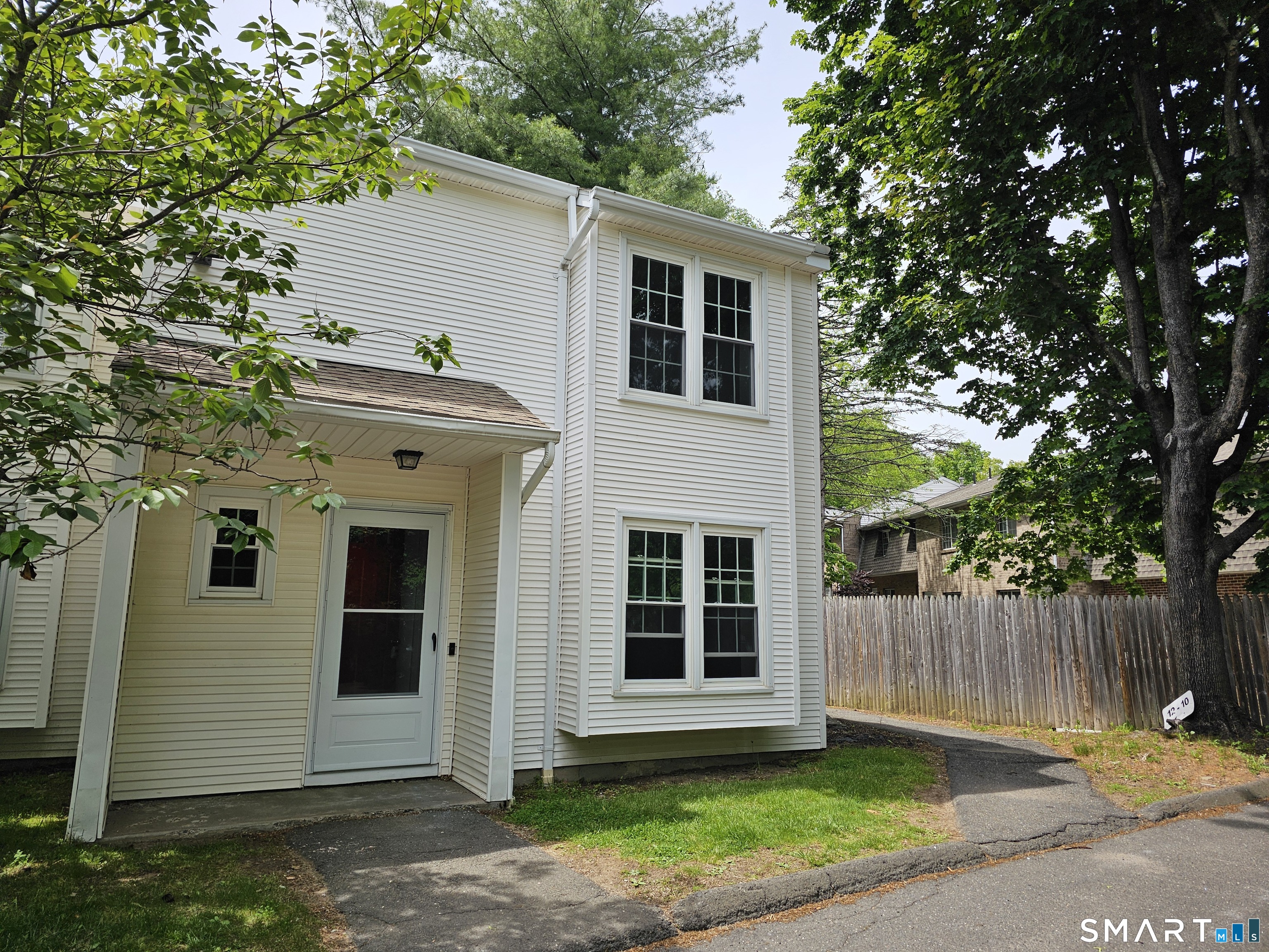 12 Deerwood Lane Waterbury CT 06704