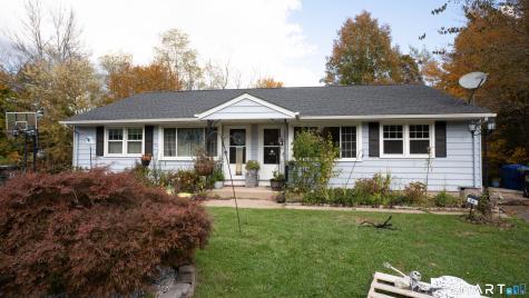 24 Coburn Circle Newington CT 06111