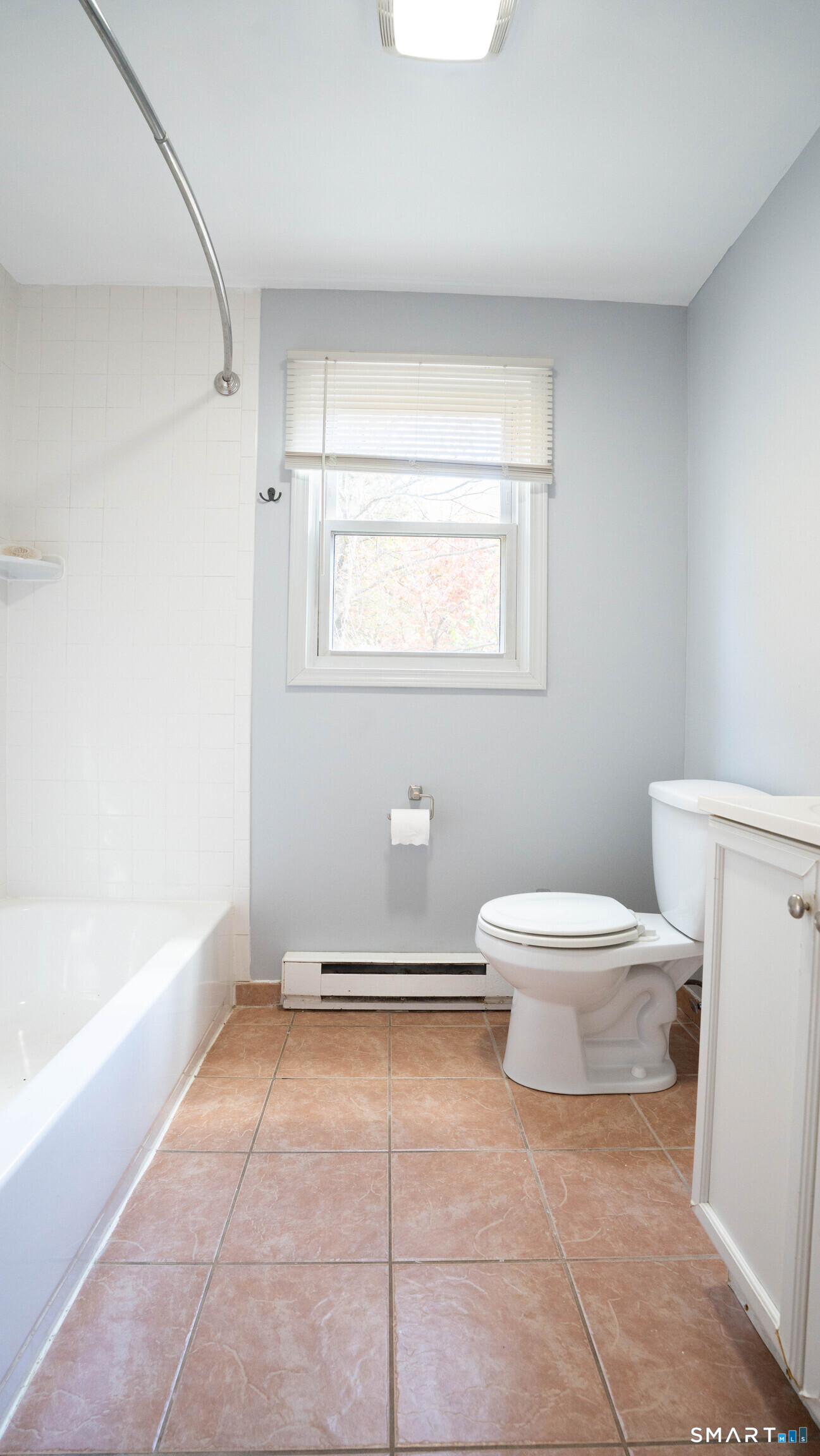 24 Coburn Circle Newington CT 06111