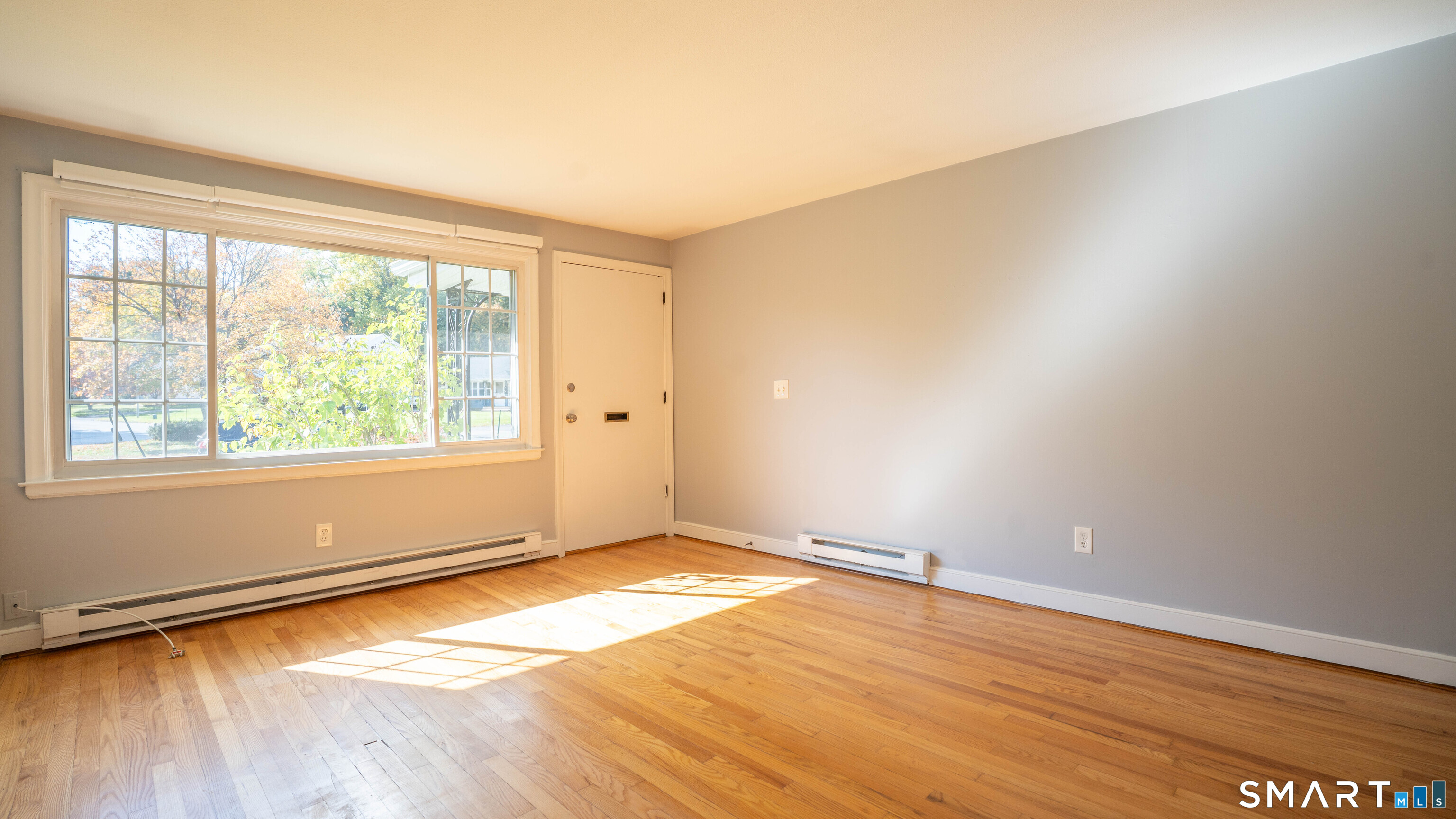 24 Coburn Circle Newington CT 06111