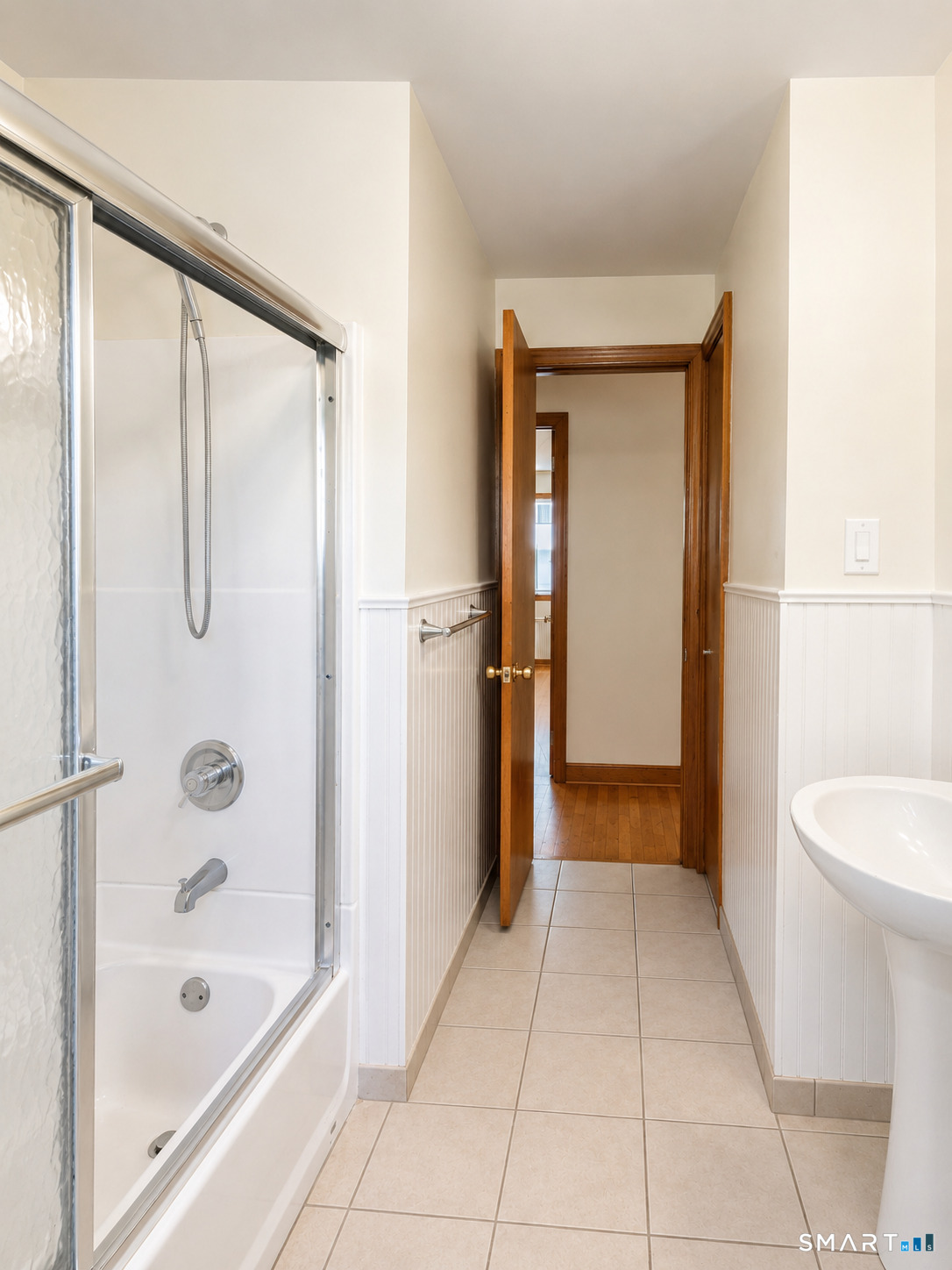 359-363 Brook Street Bristol CT 06010