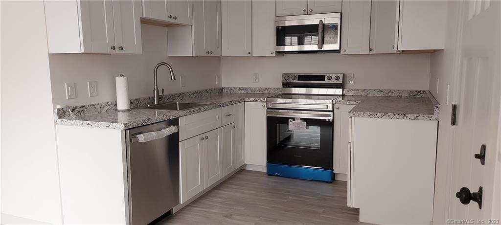 18 Bloomfield Drive Fairfield CT 06825