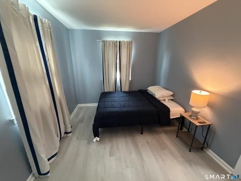 61 Park Circle Milford CT 06460