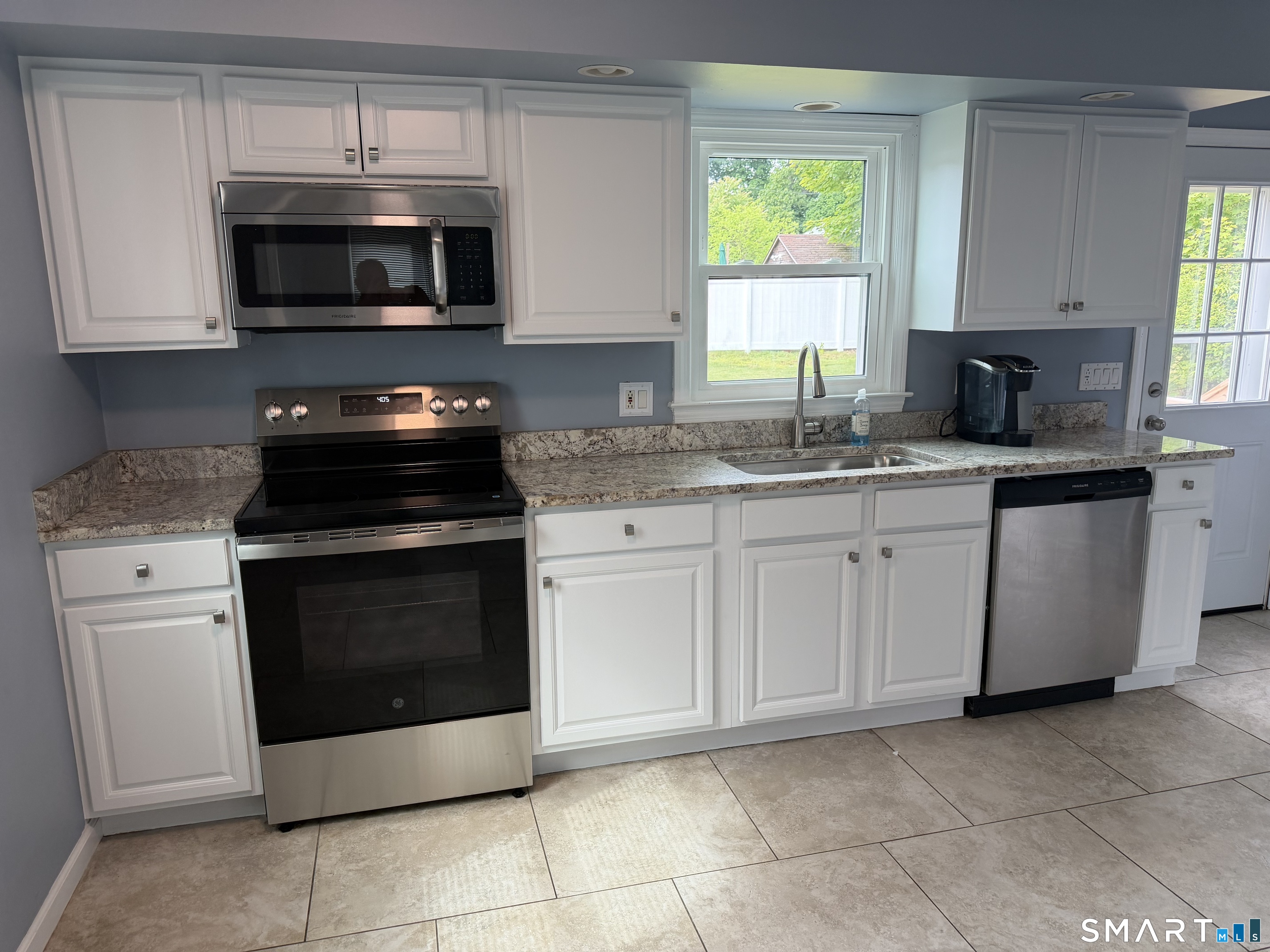 61 Park Circle Milford CT 06460