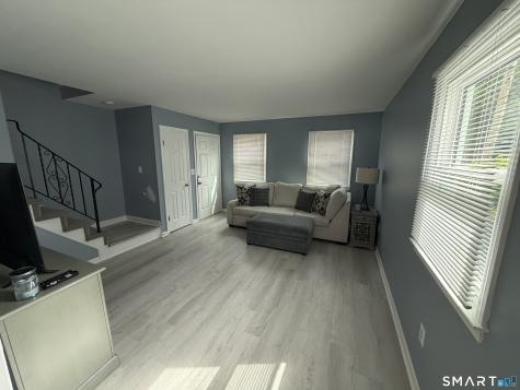 61 Park Circle Milford CT 06460