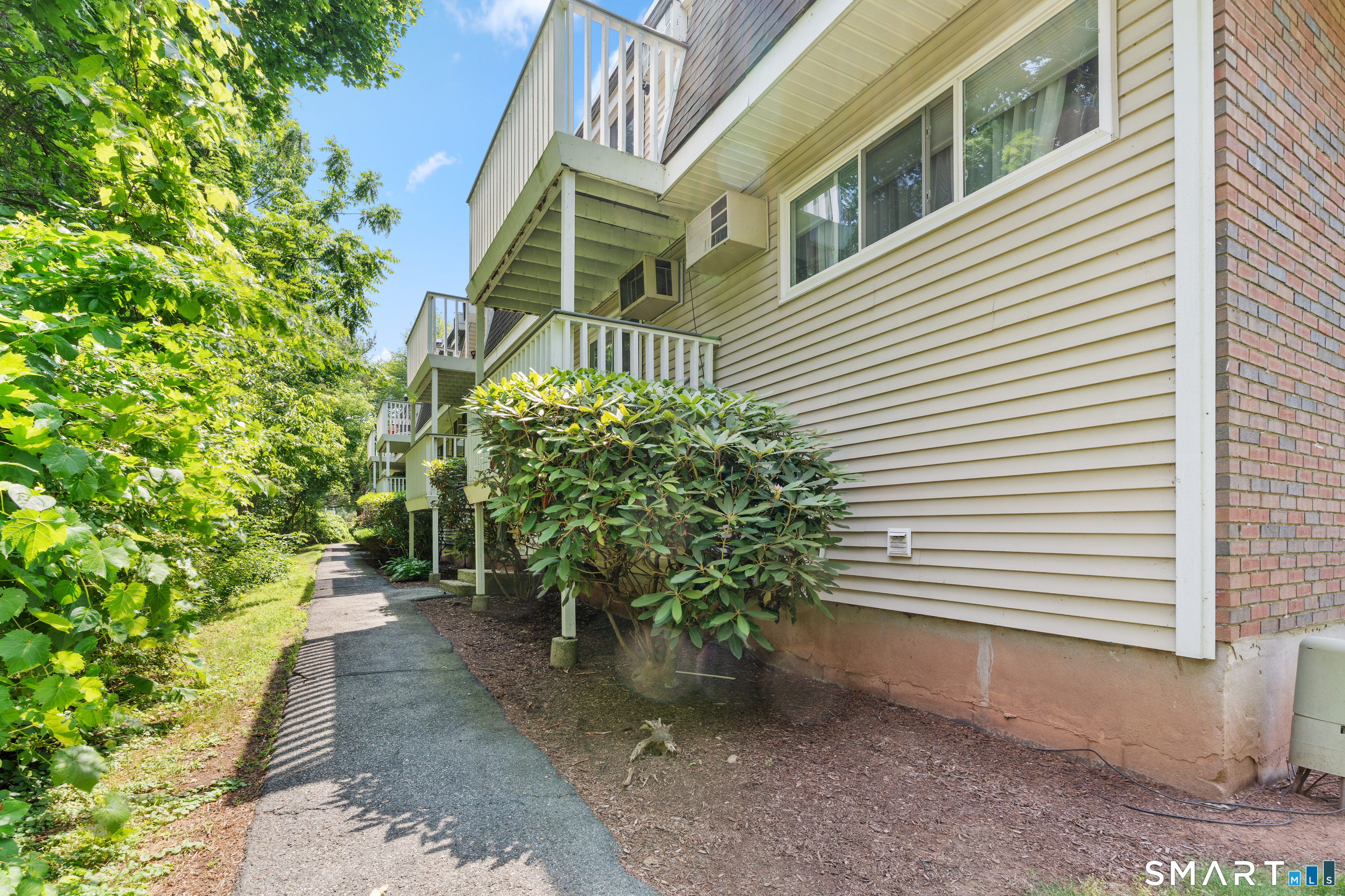 80 Churchill Drive Newington CT 06111