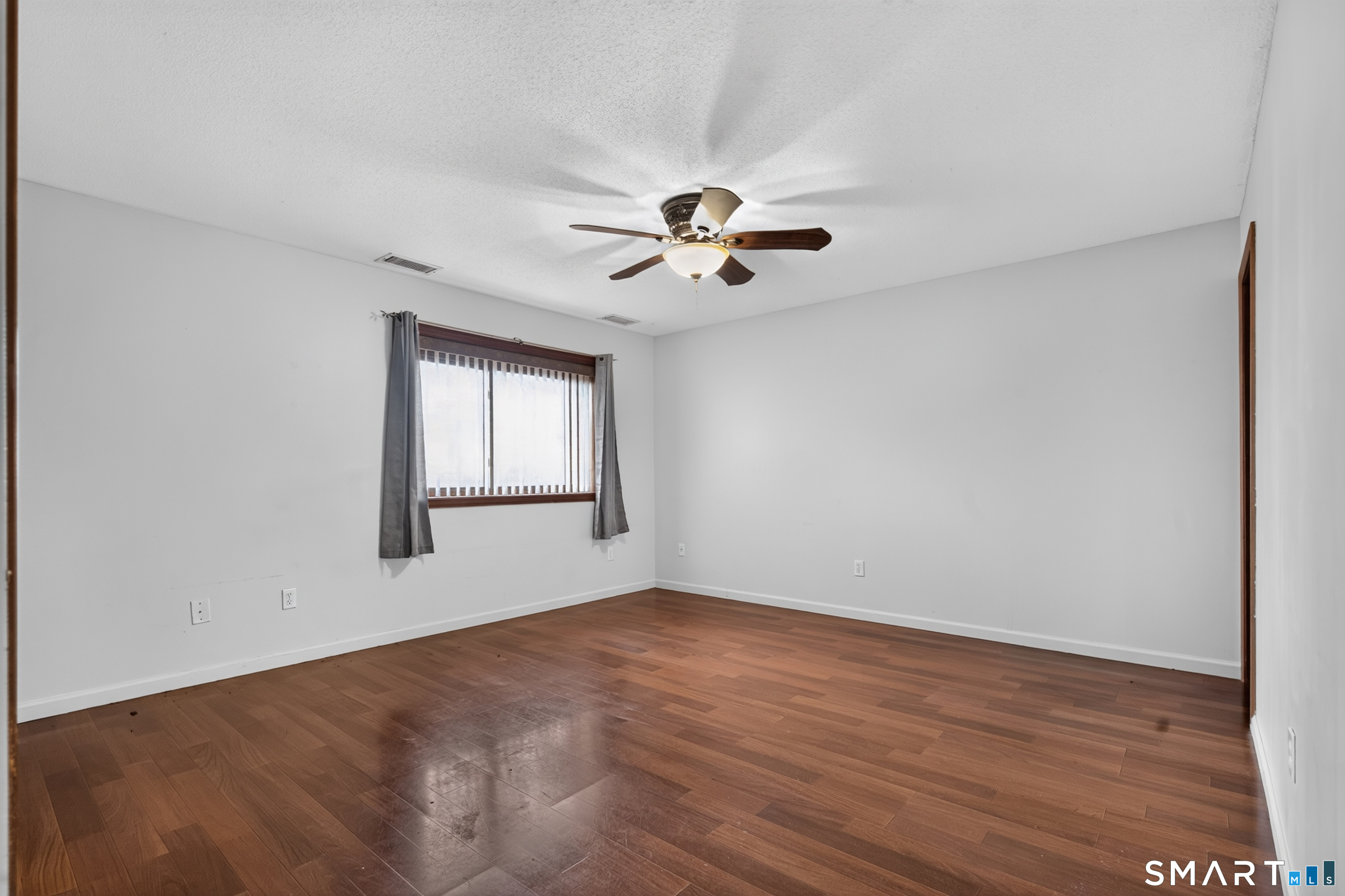 1104 Summer Hill Drive South Windsor CT 06074