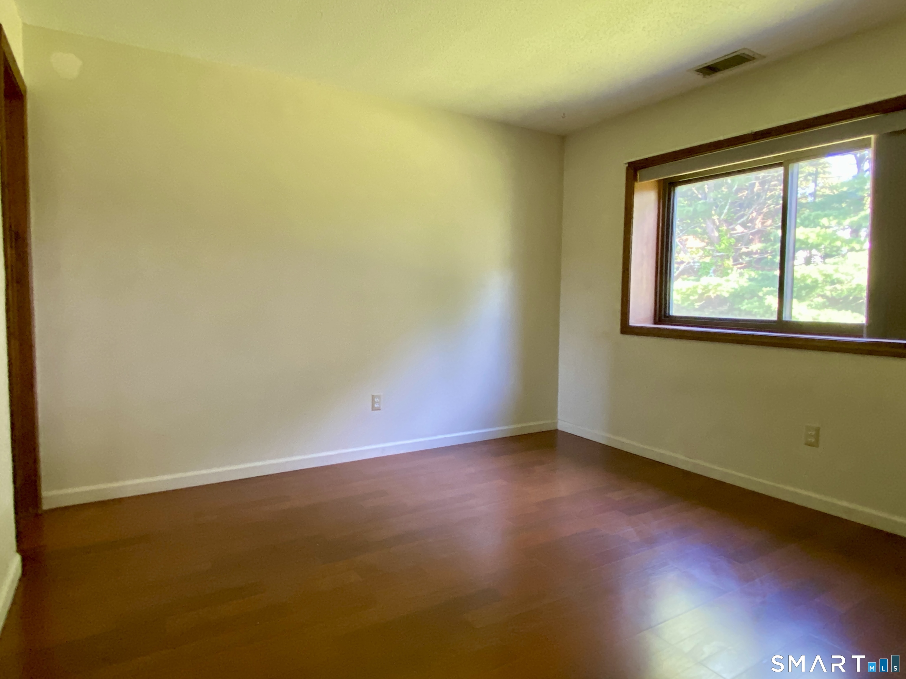 1104 Summer Hill Drive South Windsor CT 06074