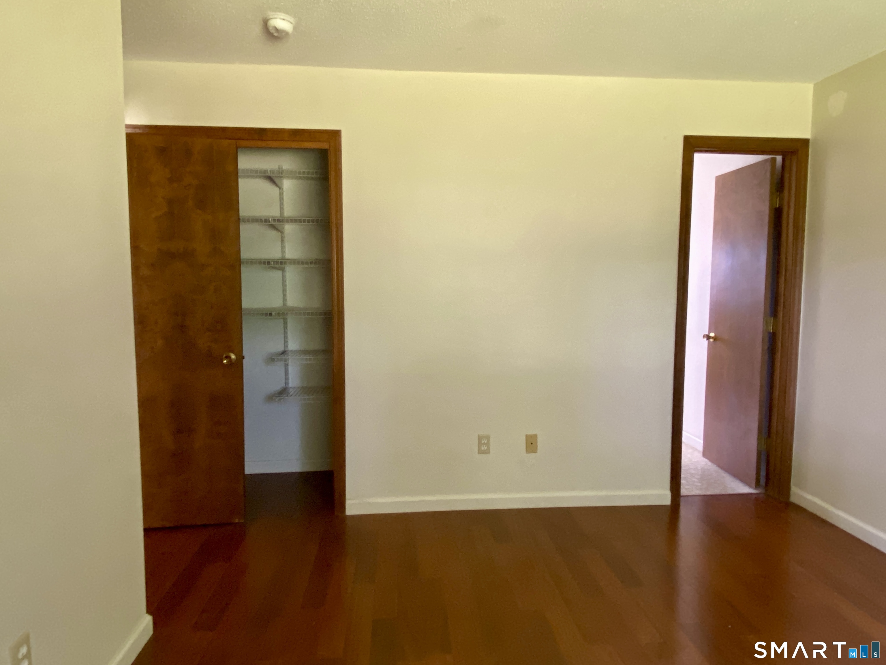 1104 Summer Hill Drive South Windsor CT 06074