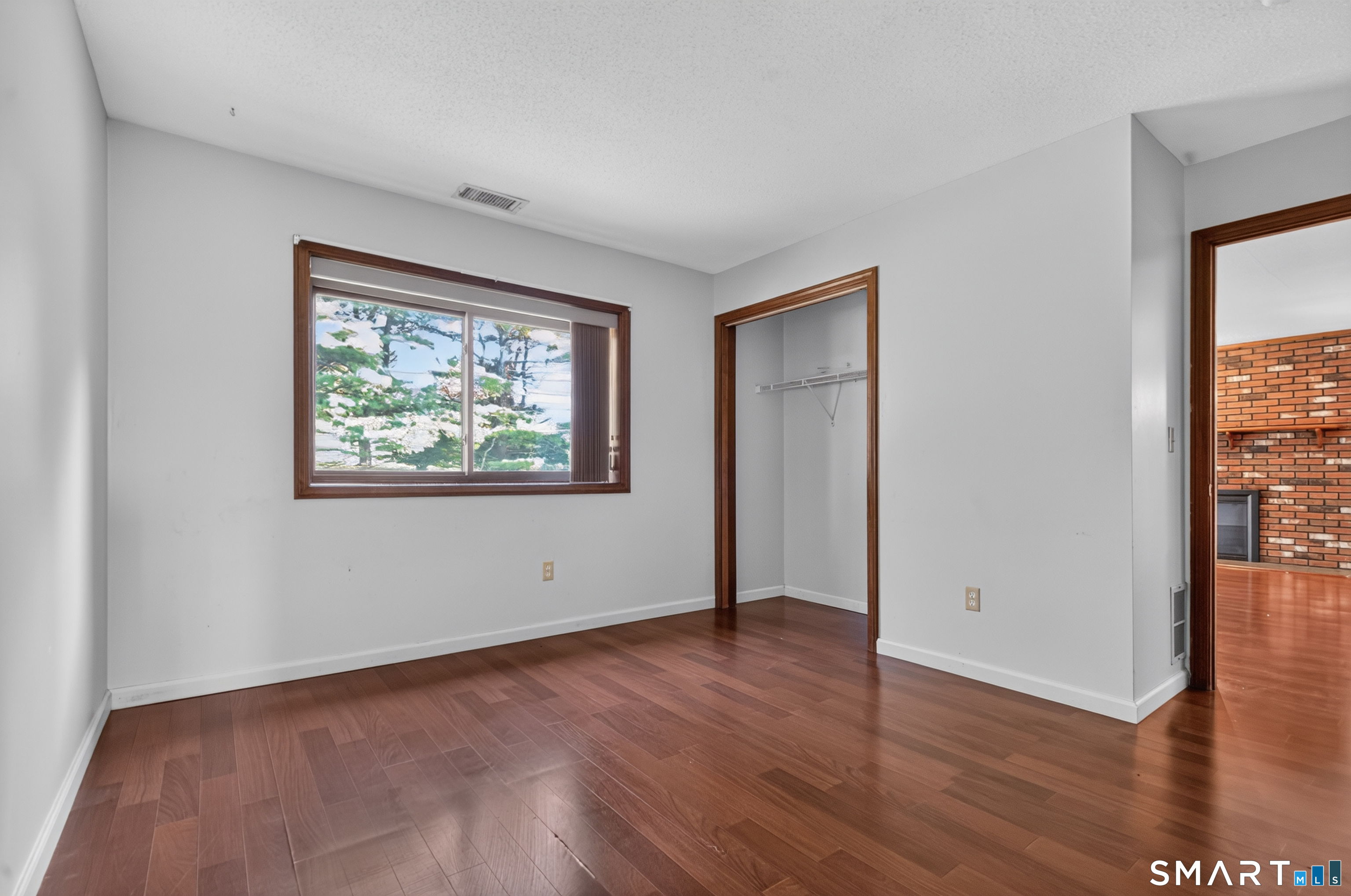 1104 Summer Hill Drive South Windsor CT 06074